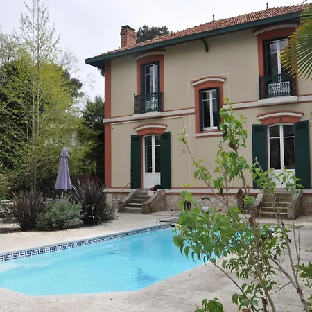 Les De La D'hiver Palissy Guest house Arcachon