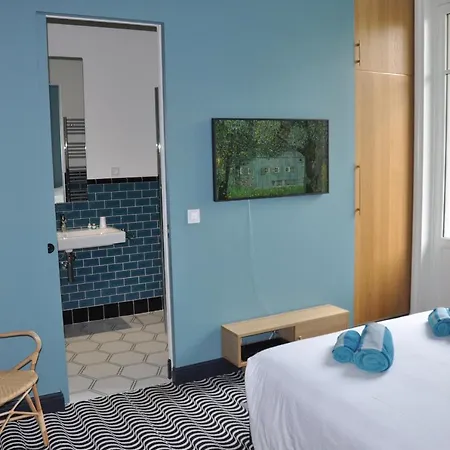 Les De La D'hiver Palissy Guest house