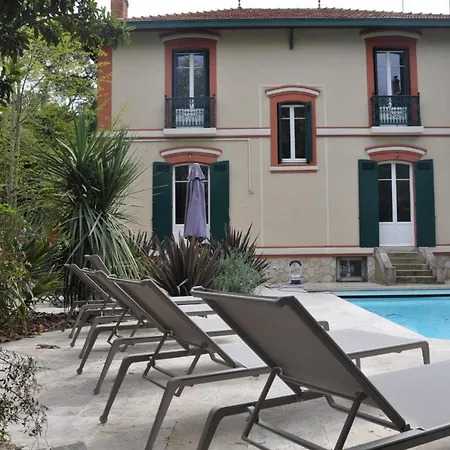 Guest house Les De La D'hiver Palissy *