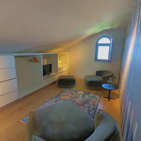 Les De La D'hiver Palissy Guest house