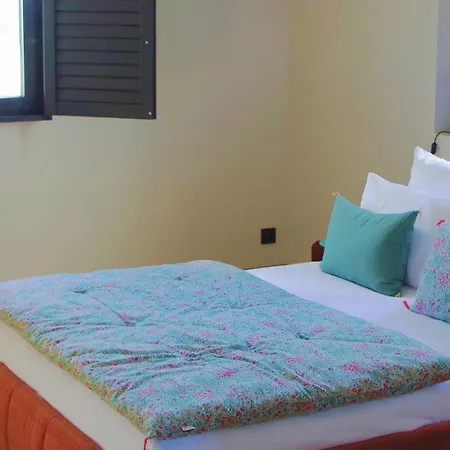 Konukevi Les De La D'hiver Palissy Et Velleda