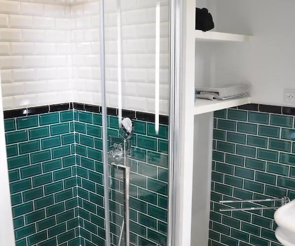 Les De La D'hiver Palissy Et Velleda Konukevi